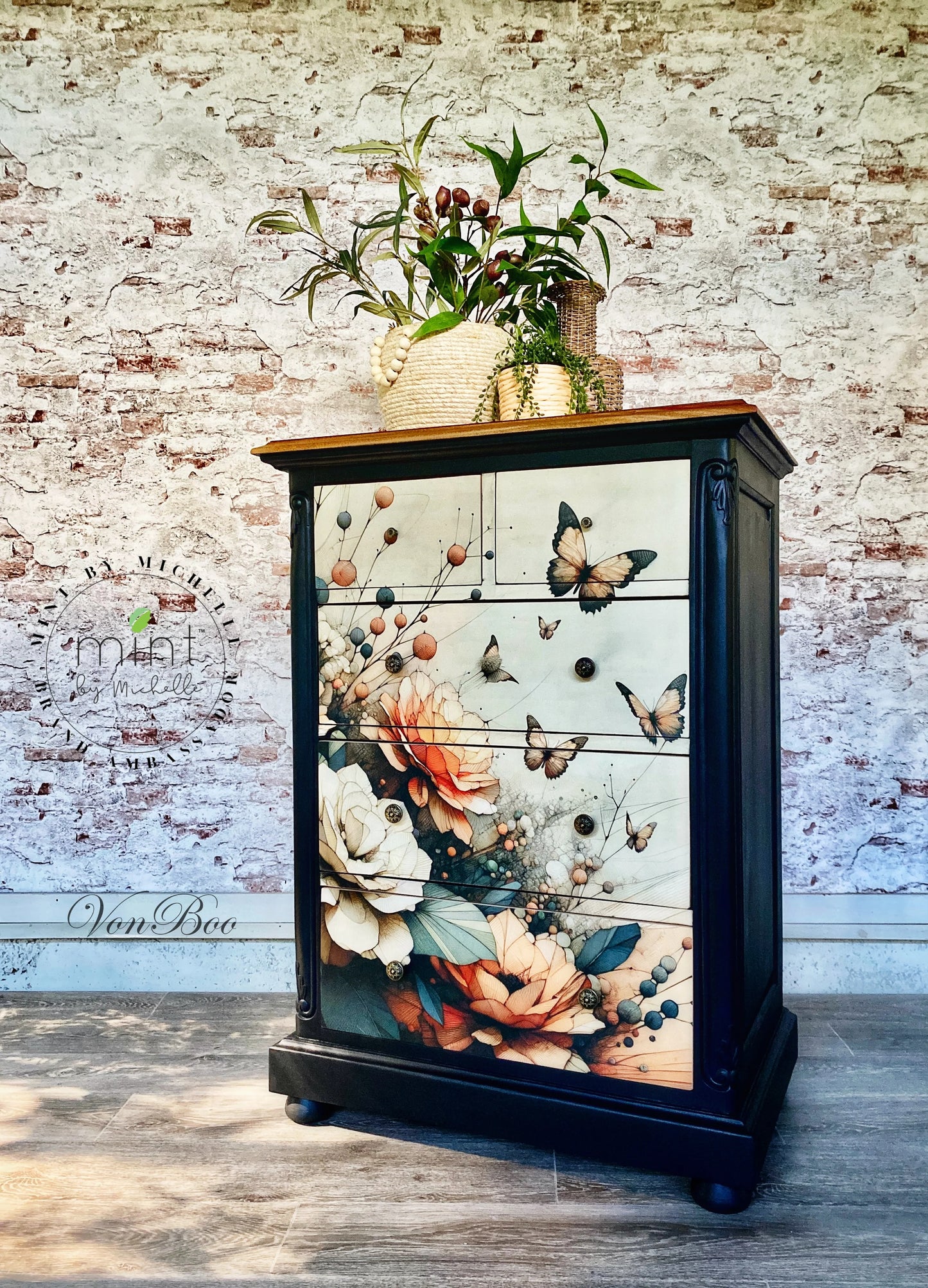 Peach Oasis - Decoupage Paper - MINT/GGS