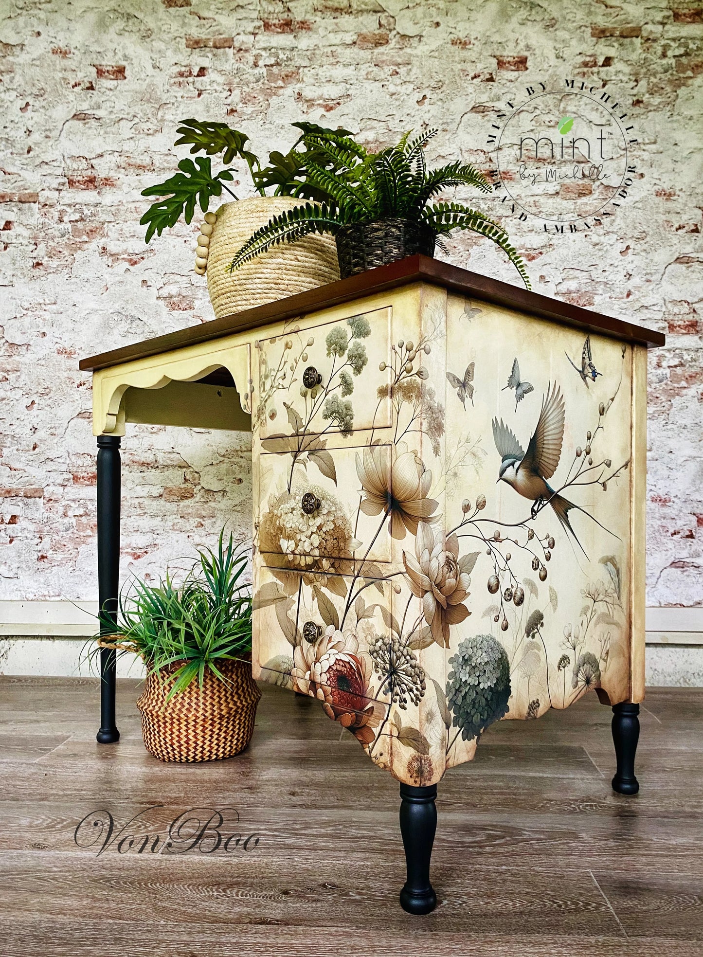 Pale Blossom - Decoupage Paper - MINT/GGS