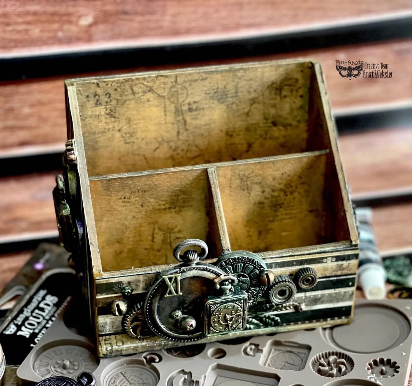 Pocket Watches Mould by Finnabair - ReDesign with Prima/Prima Marketing