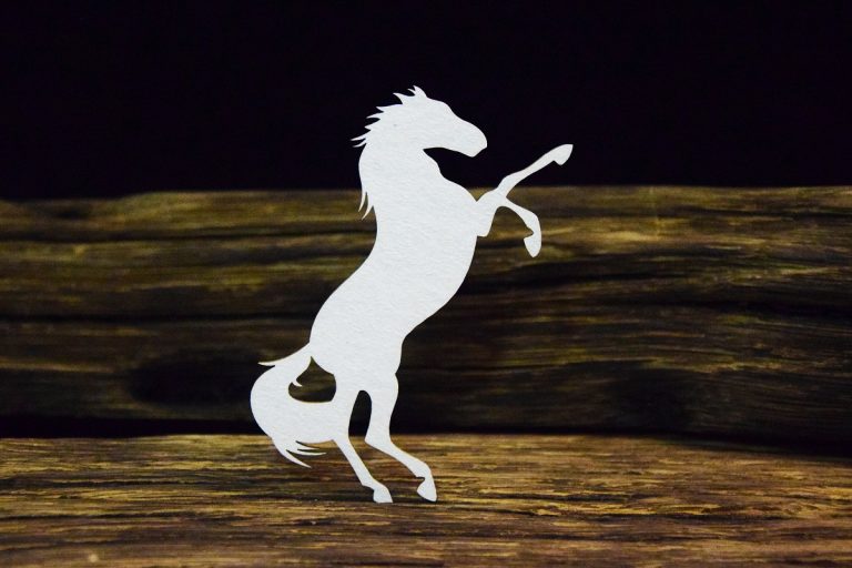 Chipboard Standing Horse - SnipArt