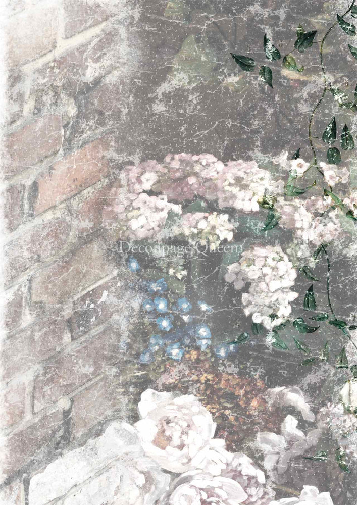 Dainty and the Queen - Faded Rice Paper
