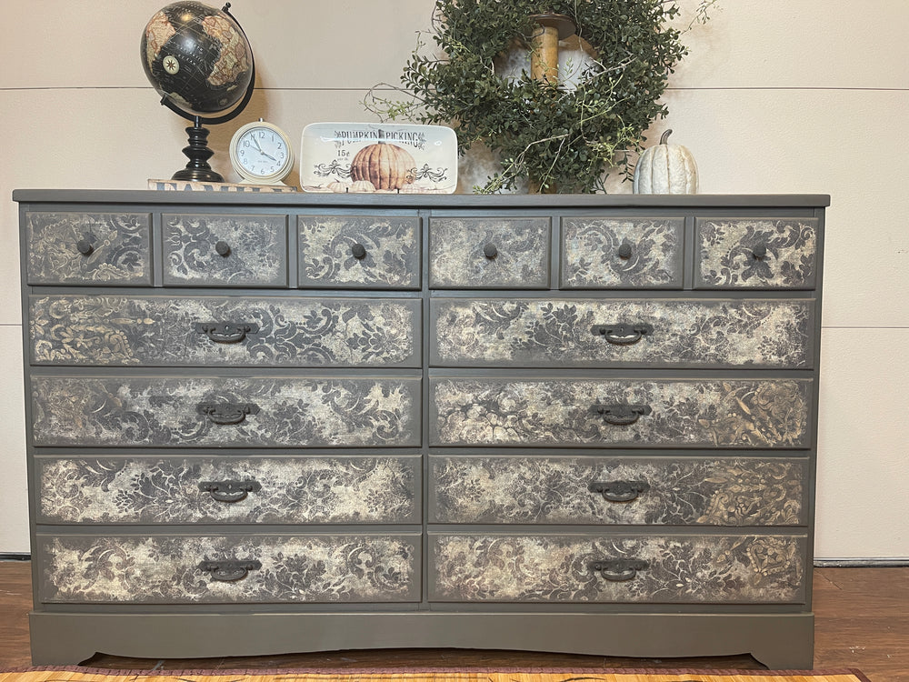 Weathered Damask Rice Paper - Decoupage Queen