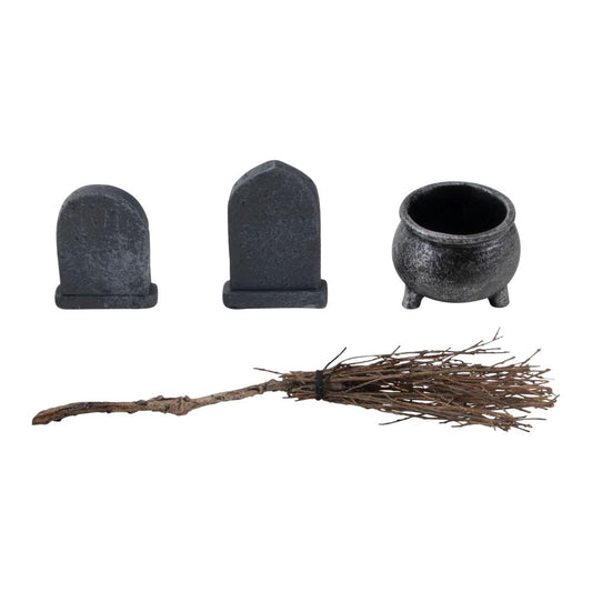 Graveyard Pieces by Tim Holtz - NTS