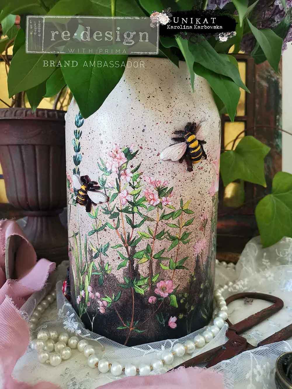 Buzzing Beauties Mould - ReDesign with Prima