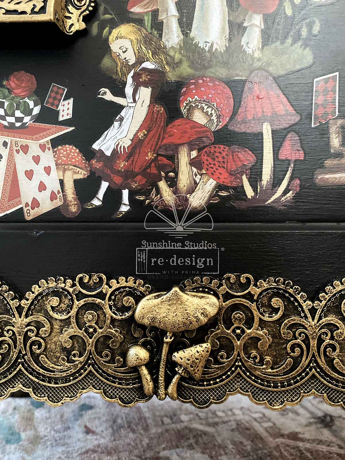 Whimsy Craft Chronicles Decor Mould - ReDesign with Prima