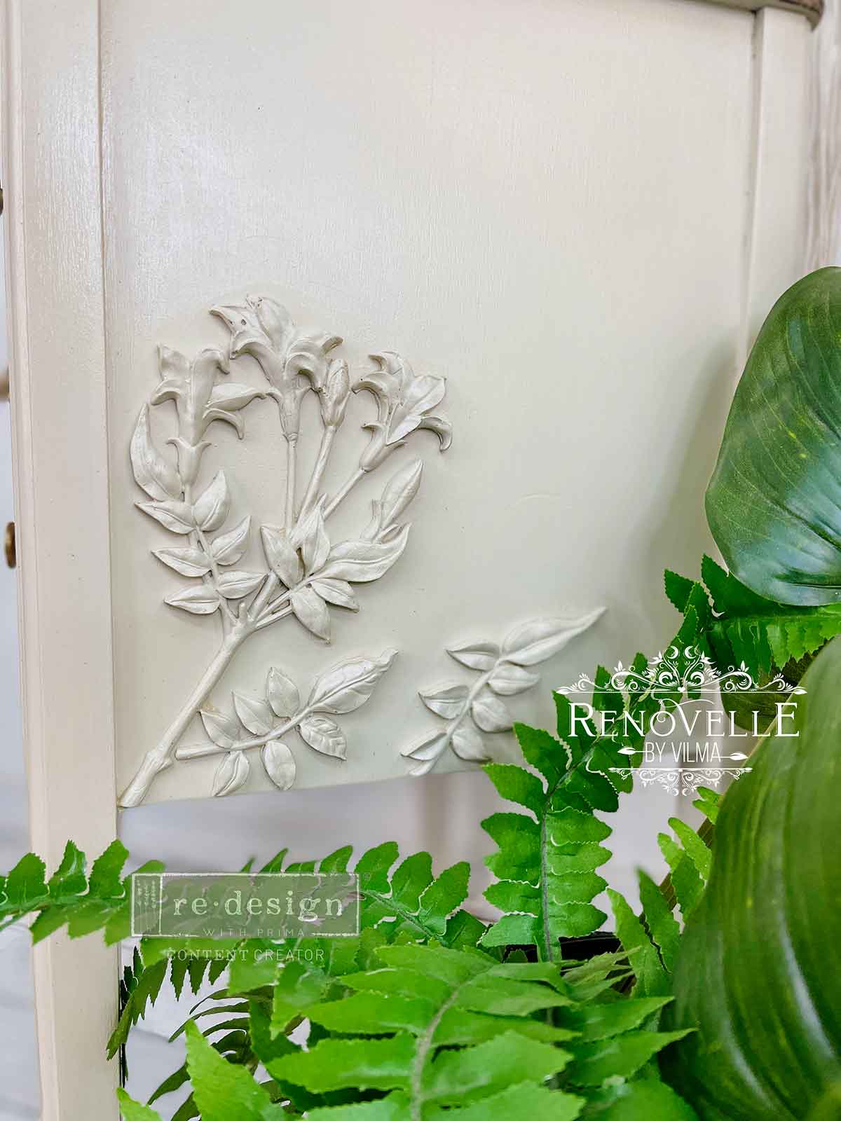 Lily Flowers Mould - ReDesign with Prima